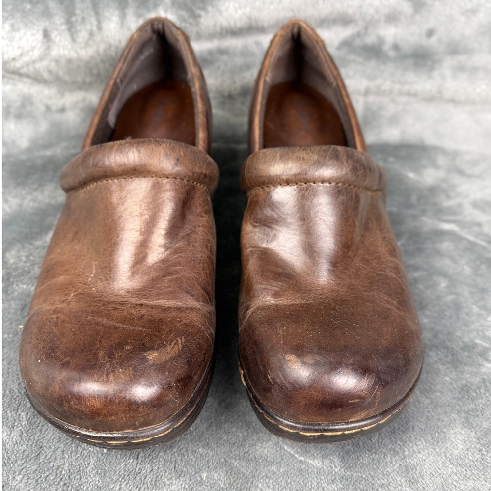 Born Brown Leather Clogs Heeled‎ Shoes Size 9M Comfortable Casual